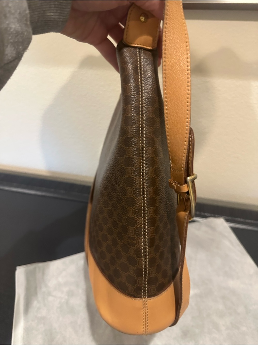 Celine Brown and Tan Shoulder Bag - Picture 6 of 12